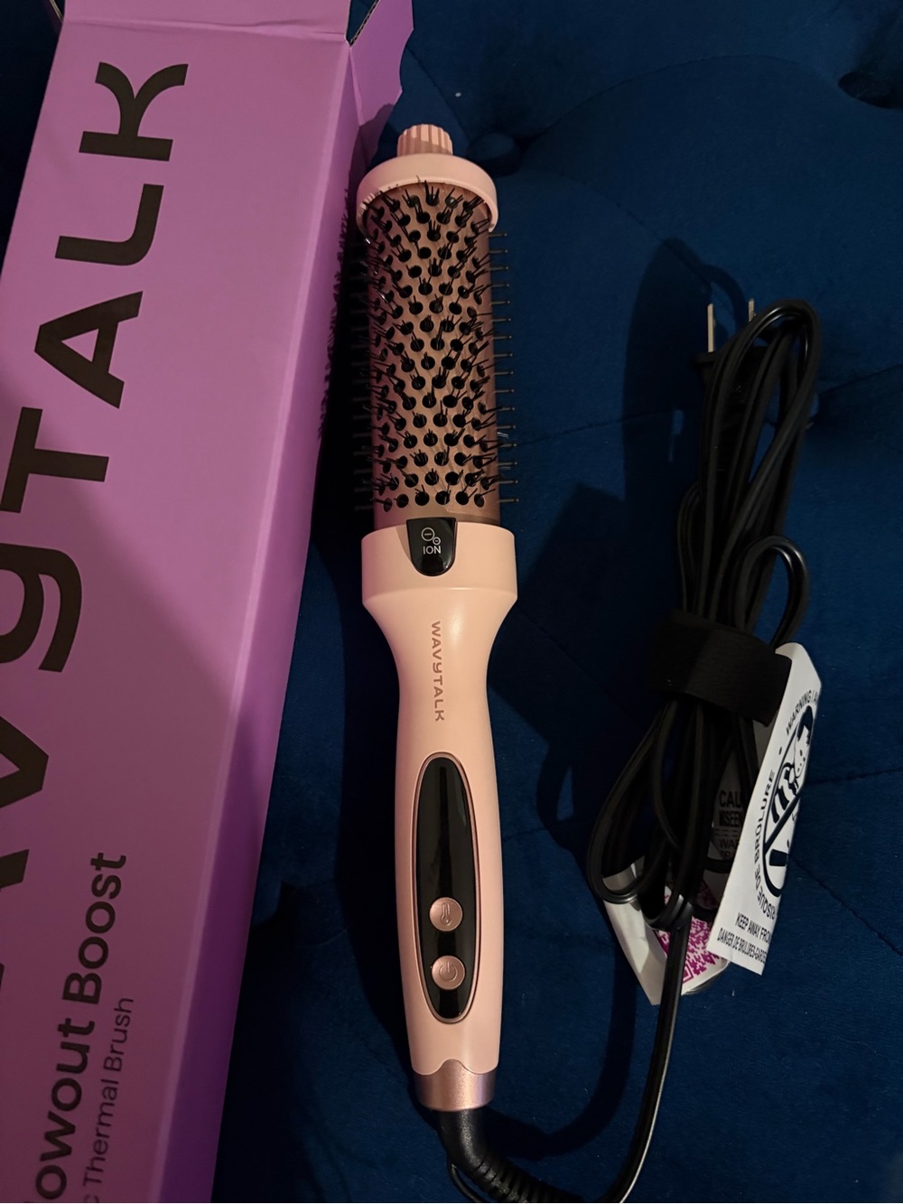WavTalk Pink Hot Air Round Brush for Smooth Styling